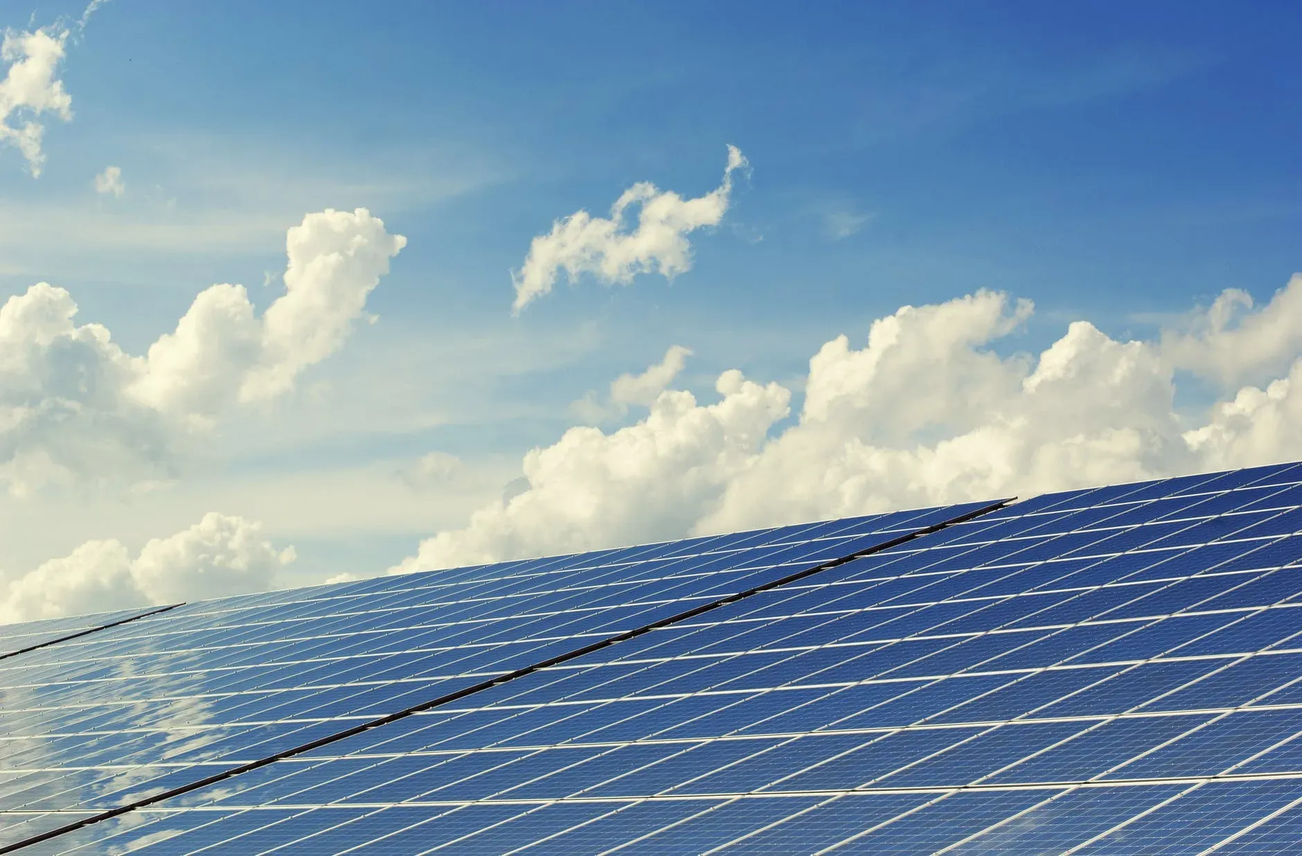Energia fotovoltaica: o que é e quais os benefícios?